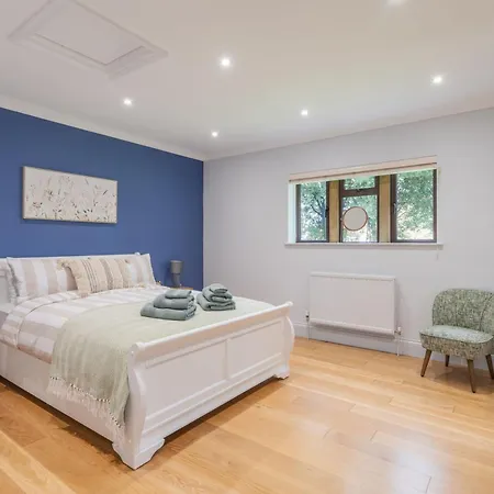 Catch Pot Nursery Holiday home Bristol